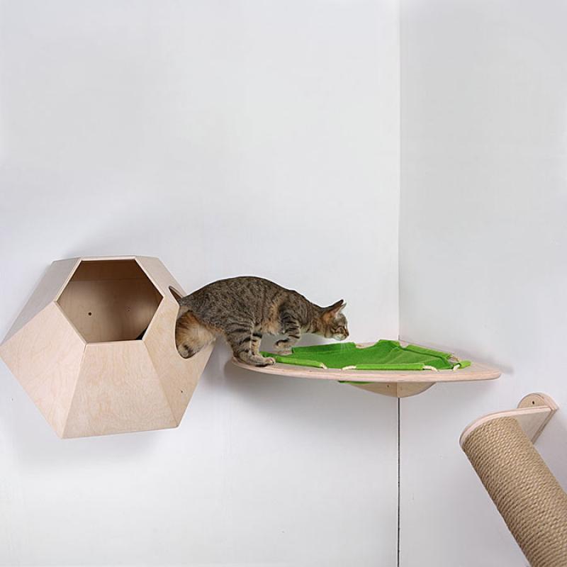 Настенный игровой комплекс для кошек "Ятта" деревянный